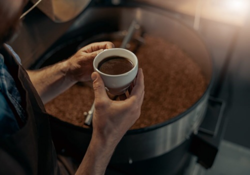 Kawa drożeje przez klimat. „Zmiany nie ominą również Polski”