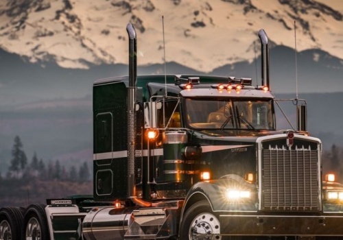 USA wracają do 2009 r. Ciężarówki będą kanciaste i paliwożerne?