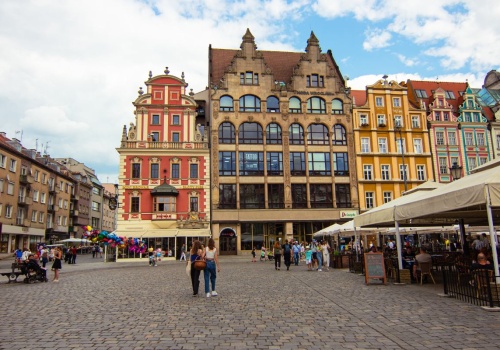 Afera o ogródki w centrum Wrocławia. Restauratorzy kontra konserwator. 