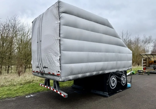 Dlaczego radary osobówek nie widzą naczep? Nowa seria testów Euro NCAP