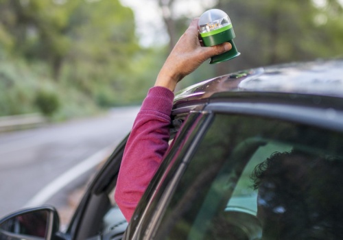 Zielone światło błyskowe w prywatnych autach. Nowość zaakceptowana przez resort