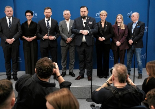 40 proc. mieszkańców zyska szybki transport. Jest 10 mld na nowe metro po za Warszawą