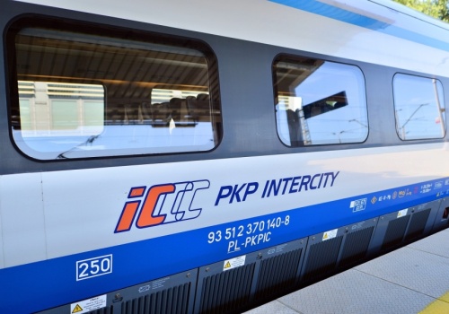 PKP Intercity wdraża system optymalizujący zużycie energii. W planach ogrzewanie wagonów w całości z OZE