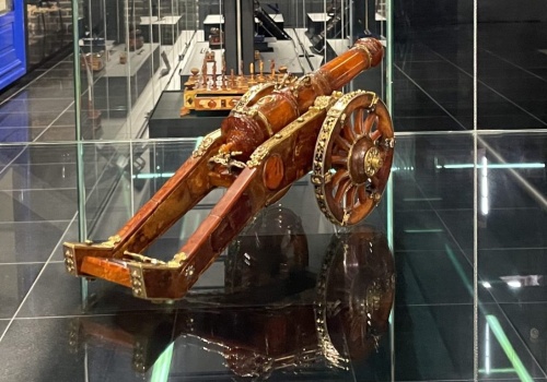 Unikat w Muzeum Gdańska. Bursztynowa armatka z XVII wieku dostępna dla zwiedzających