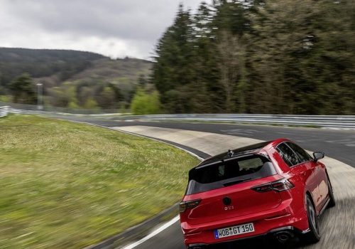 VW Golf GTI Edition 50 wyprzedany w Polsce. Volkswagen dokłada 250 sztuk