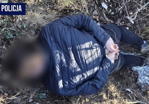 Kadłub: policja opublikowała materiał z zatrzymania 17-letniego mordercy. Zabił babcię i ojczyma
