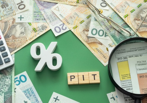 Kiedy dostanę zwrot podatku? Kluczowe daty i jak uniknąć opóźnień