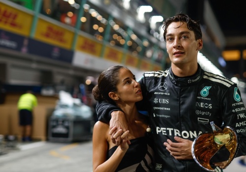 Wielki ból ukochanej gwiazdy Formuły 1. Trafiła prosto na stół operacyjny, potrzebna była pilna operacja