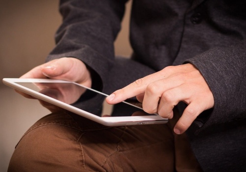 Przegląd informacji z sektorów TMT i gamingowego