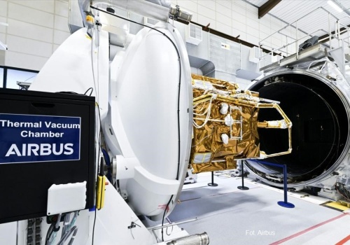 POLEOS: Airbus zakończył testy satelitów obserwacyjnych dla Polski