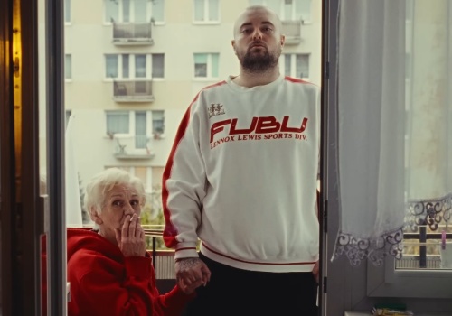 Bedoes 2115 wraca na festiwale i będzie grał dla dziadka Leszka 2115