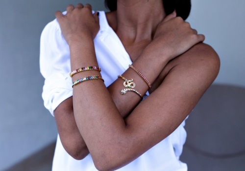 Od prostoty do wyrazistości – biżuteria jako forma ekspresji?