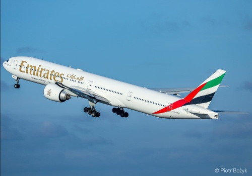 Emirates wycofają się z Algierii