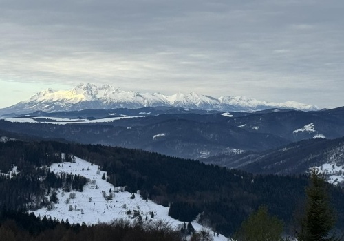 Choć mamy pierwsze oznaki wiosny na górskich szlakach nadal zimowo