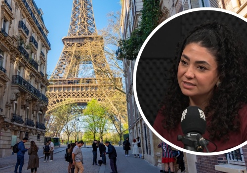 Iranka wyjechała z Paryża do Warszawy. 