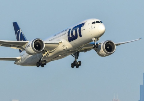 Błyskawiczna reakcja LOT na atak Izraela. Loty wstrzymane do odwołania