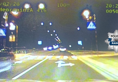 24-latek pędził 144 km/h w terenie zabudowanym. Stracił prawo jazdy i dostał 30 punktów karnych