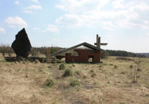 82 lata temu w Hucie Pieniackiej. Ta zbrodnia była jedną z wielu popełnionych w czasie Rzezi Wołyńskiej