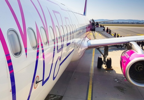 Zawieszone loty do Izraela, Dubaju i Jordanii