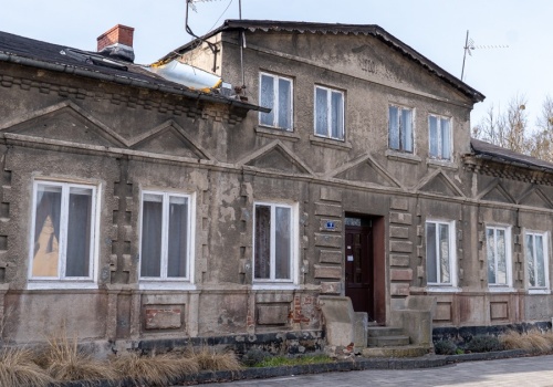 Kazimierz Biskupi. Gmina i bank wyremontują zabytkową kamienicę