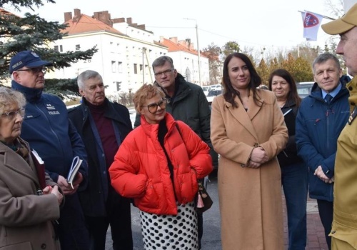 Wizyta Wicewojewody w obornickiej komendzie