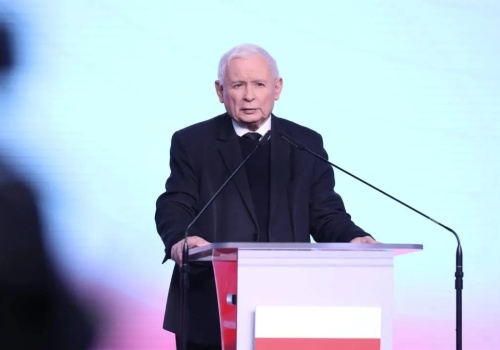 Jeszcze jeden poseł PiS odpowie przed komisją etyki. Decyzja Jarosława Kaczyńskiego