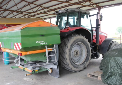 Kupujesz używany rozsiewacz? Te 8 rzeczy sprawdź, zanim stracisz pieniądze