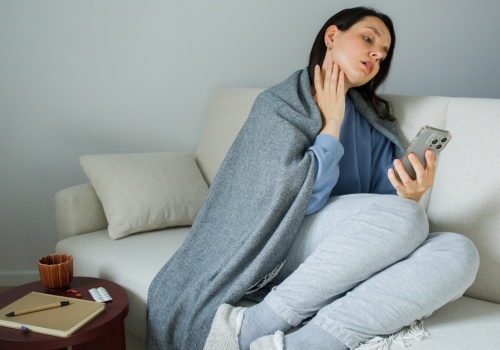 Polowanie, lot paralotnią, zagraniczny wyjazd. ZUS skontrolował zwolnienia lekarskie