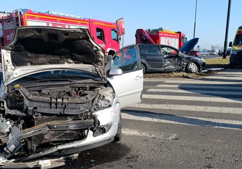 Trzy panie spotkały się na rondzie przy Makro w Lublinie. Wszystkie trafiły do szpitali