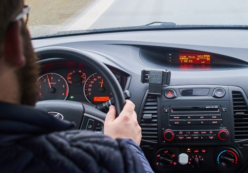 Jakie dokumenty trzeba ze sobą wozić w samochodzie w 2026 roku?