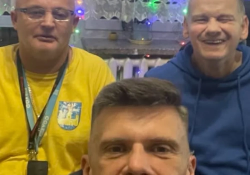 Czy uda się stanąć na nogi po wielu latach jeżdżenia na wózku? Wideo!