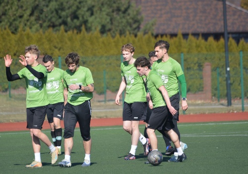 Sparingowe derby dla świdnickiej Polonii