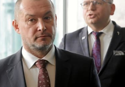 Dyscyplinarka dla Iwańca za jazdę po alkoholu. Zarzuty ma też Radzik, za ściganie sędziów