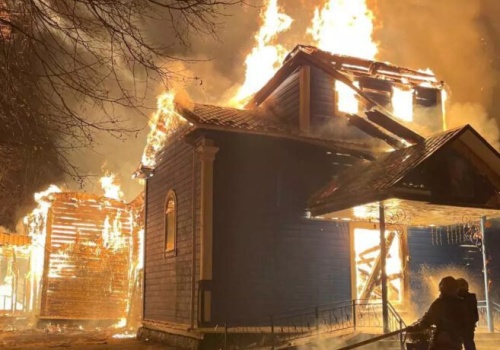 Kanada: zabytkowy kościół w Montrealu niemal doszczętnie spłonął w ogromnym pożarze