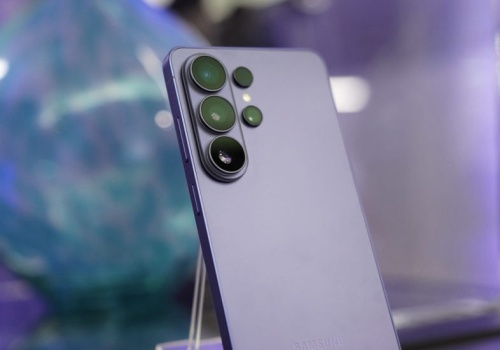 Samsung wyjaśnia, że brak ważnej cechy to spełniona obietnica. Ja tu widzę dwie wady