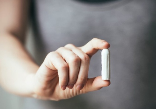 Tampon, który może uratować życie. Testują nową metodę wykrywania raka