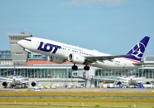 Wreszcie jest decyzja LOT. Wiemy, które loty na Bliski Wschód będą odwołane i do kiedy