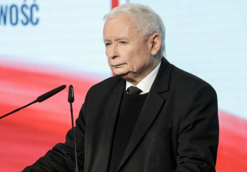 Kaczyński próbuje ratować PiS przed rozłamem. Wskazał datę