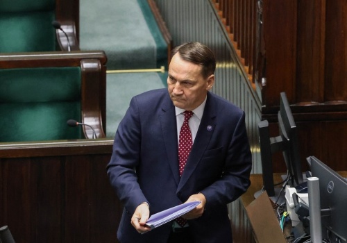 Sikorski o ataku na Iran: Polska miała pewną wiedzę uprzedzającą