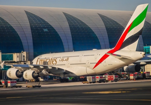 Bezprecedensowe wstrzymanie lotów na Bliskim Wschodzie. Chaos na lotniskach
