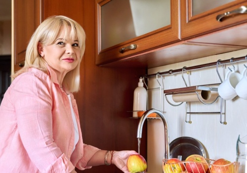 Tak jedzone jabłka działają najlepiej. Większość osób robi to źle