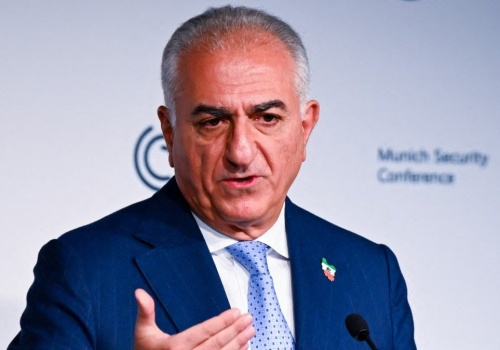 Reza Pahlawi gotowy przejąć władzę w Iranie. 