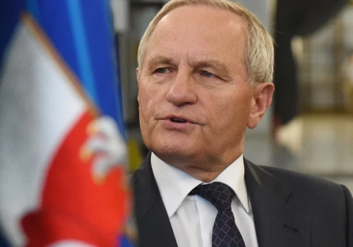 Prezydent powinien zwołać RBN? Koziej: Najważniejsze decyzje podejmuje rząd