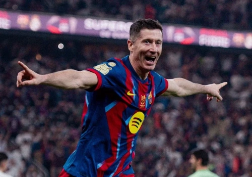 Robert Lewandowski wyeliminowany. Nieprędko wróci na boisko