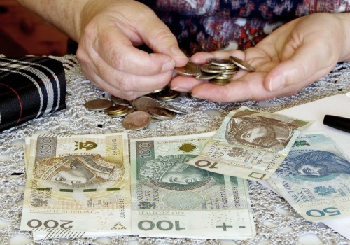 Waloryzacja emerytur 2026. Tyle ZUS będzie wypłacał seniorom od 1 marca