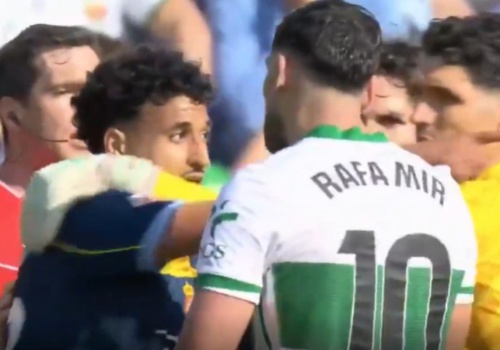 Skandal w Hiszpanii. Mecz przerwany. Sędzia uruchomił specjalny protokół