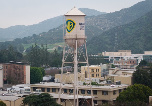 Przejęcie (jak) w amerykańskim filmie. Paramount kupuje właściciela TVN