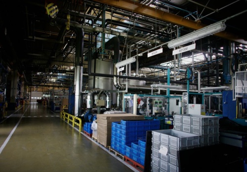 Alarm dla Polski i Czech. Przenoszenie firm na wschód przynosi niewiele korzyści. Są potężni konkurenci