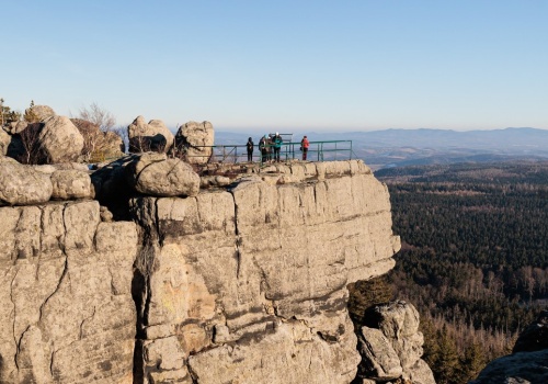 Na szczyt prowadzi 680 schodów. Widok przyprawia o zawrót głowy