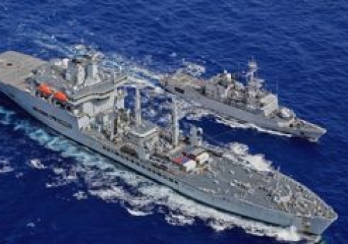 Koniec pewnej epoki w Royal Navy. Wielka Brytania sprzedaje okręty